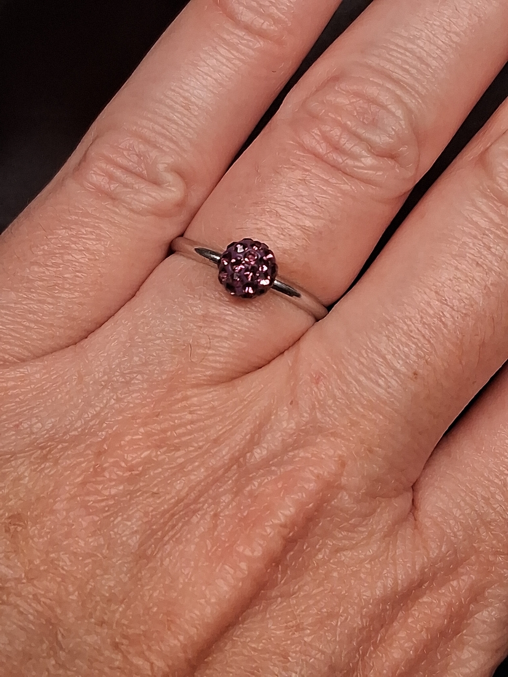 P12. 925 Sterling Silver JCM Purple Sparkle Cubic Zirconia Ring In SIZE 7 - Picture 5 of 7